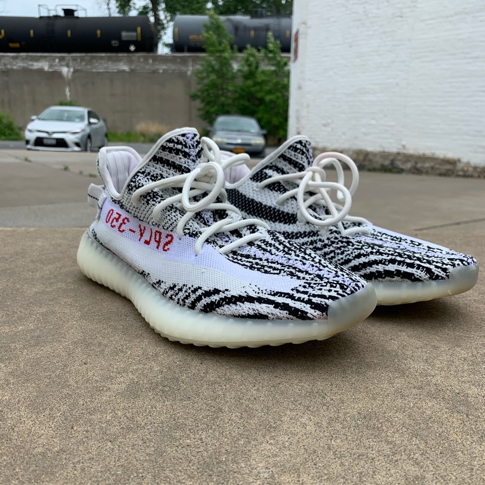 Yeezy V2 Zebra